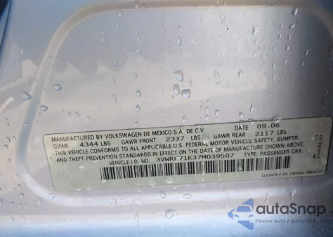 2007 Volkswagen Jetta 2.5 from USA, damaged, VIN 3VWRF71K37M039507